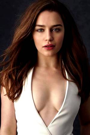 Emilia Clarke Is Stunning.