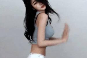 Skinny Korean Dancer