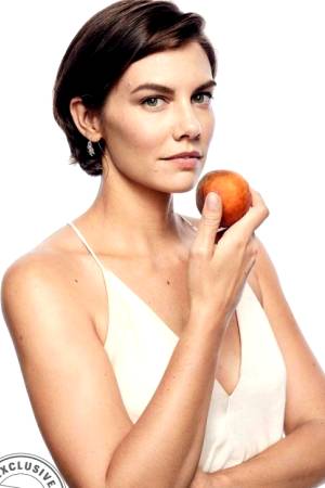 Lauren Cohan With A Peach